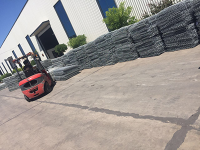 石籠網(wǎng)車(chē)間